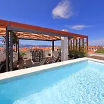 Penthouse Diem - Private Pool With Sea View