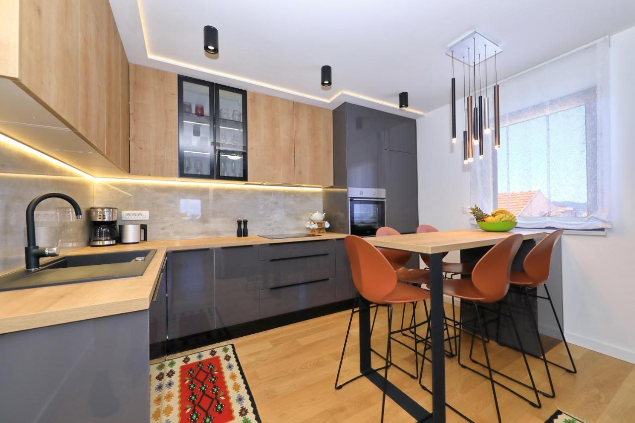 Penthouse Diem - Private Pool With Sea View Apartment *